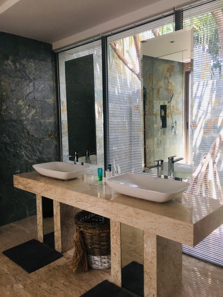Property image - full photo 15