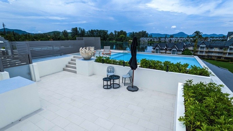 Property image - full photo 99