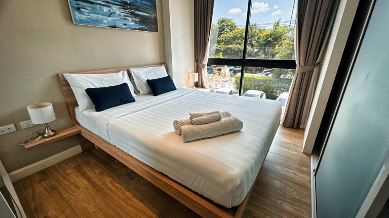 Property image - full photo 14