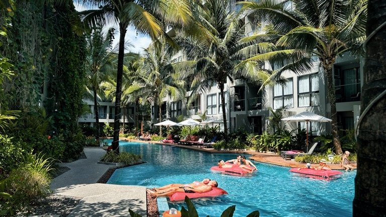 Property image - full photo 3