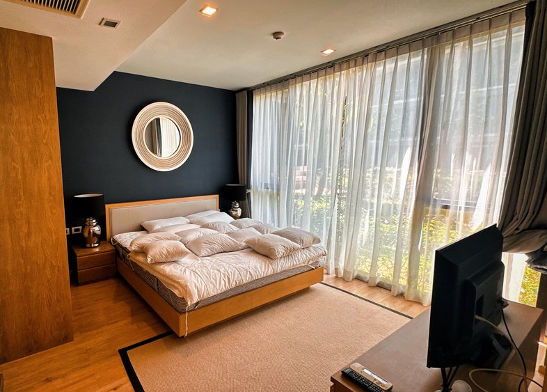 Property image - full photo 10