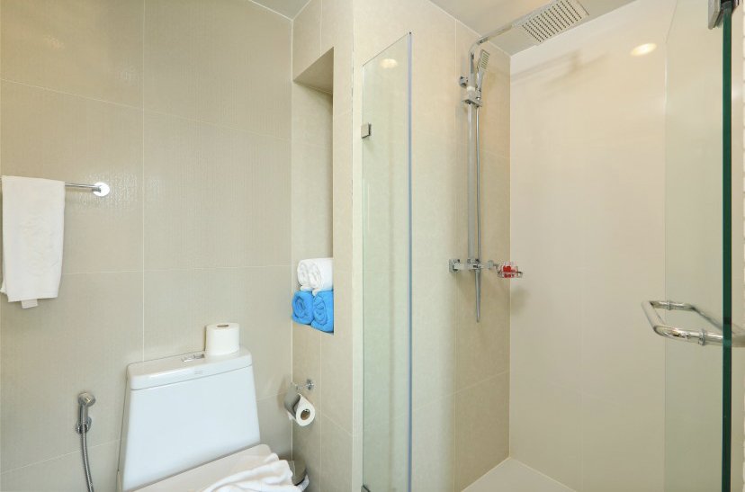 Property image - full photo 17