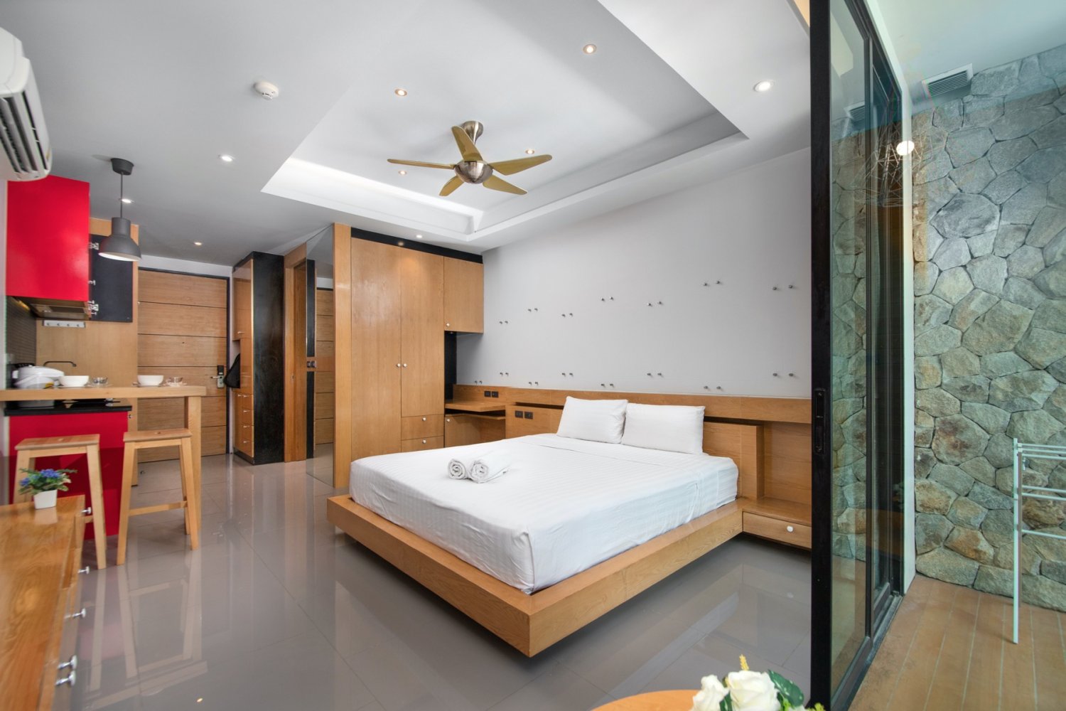 Property image - full photo 1