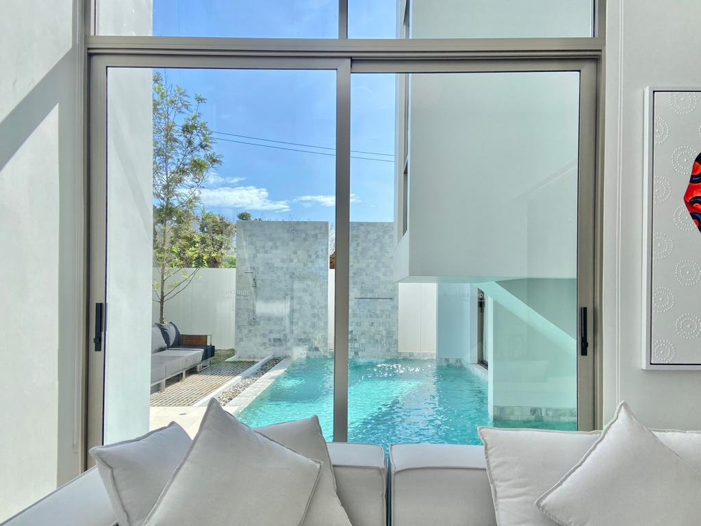 Property image - full photo 2