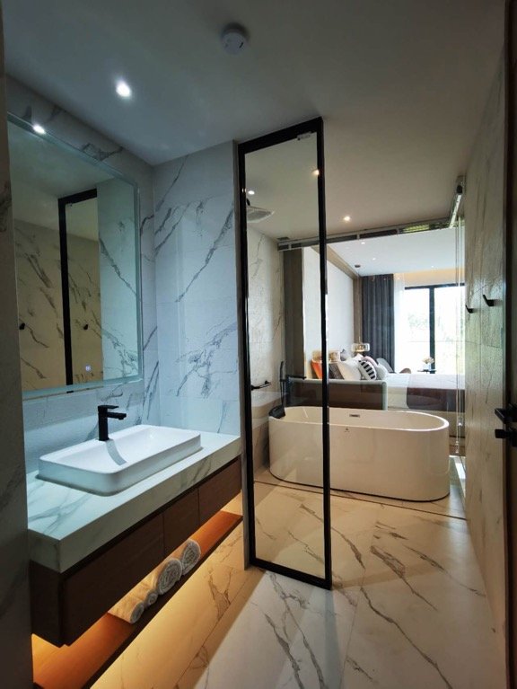 Property image - full photo 44