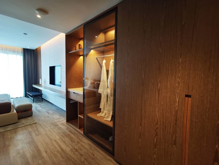 Property image - full photo 42