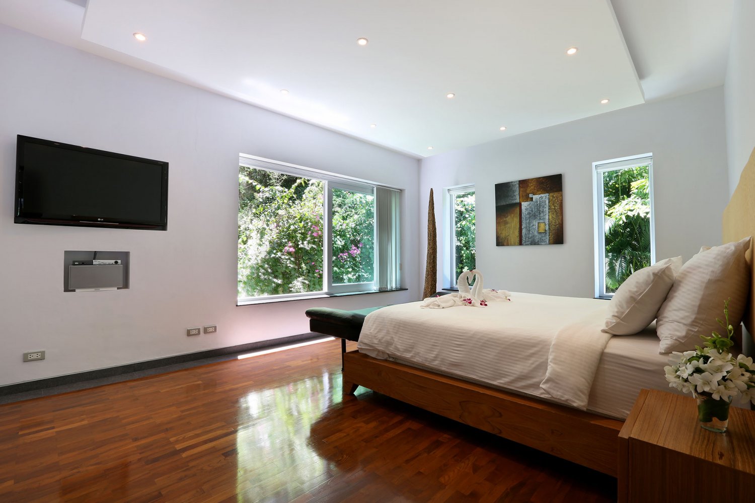 Property image - full photo 24