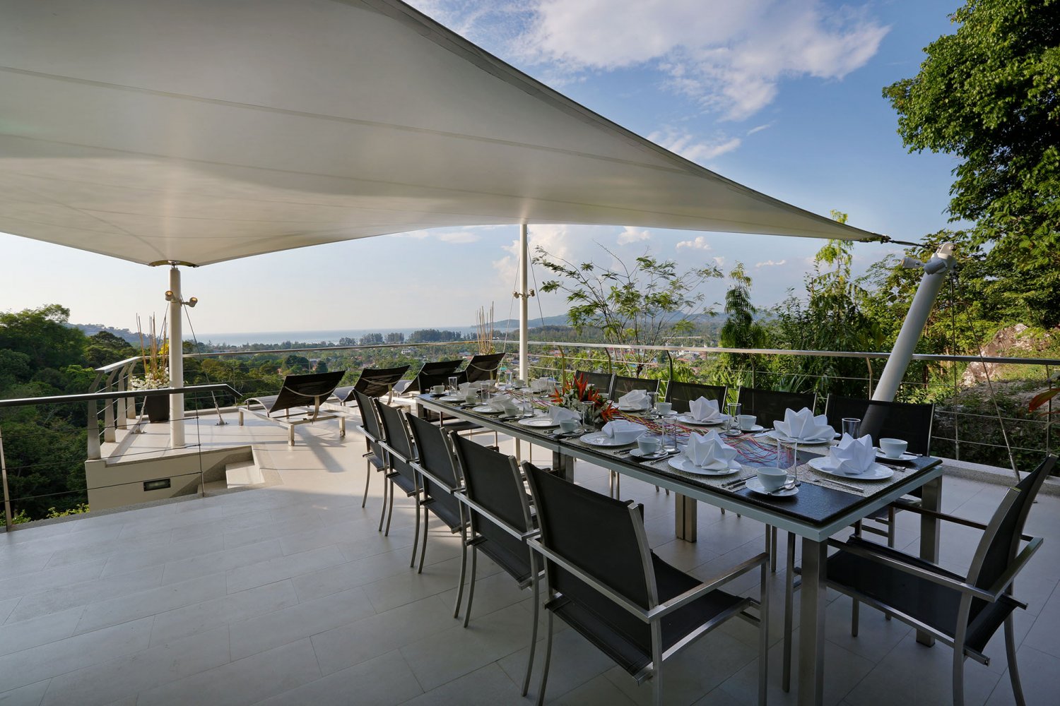 Property image - full photo 4