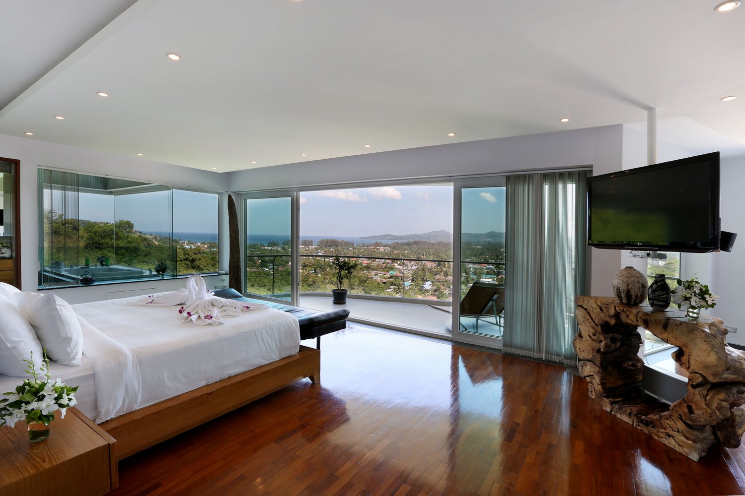 Property image - full photo 47