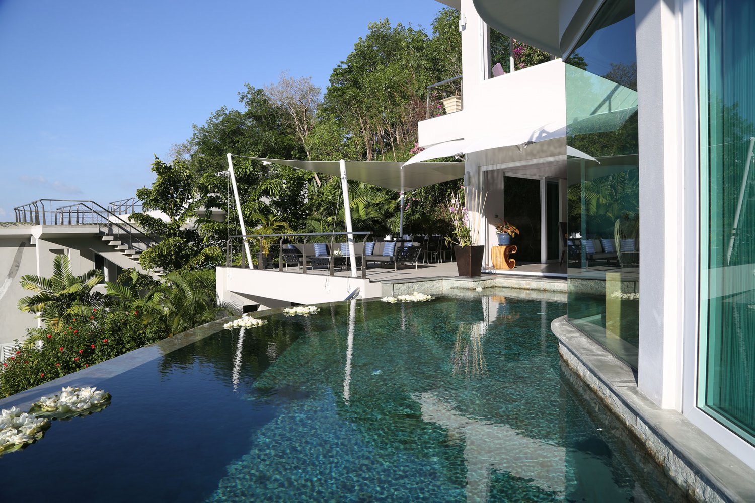 Property image - full photo 58