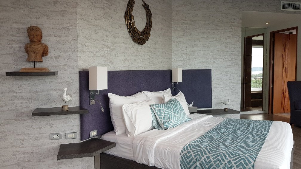 Property image - full photo 4