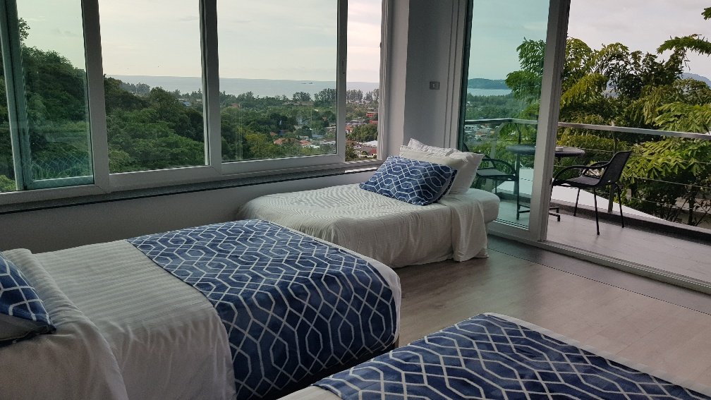 Property image - full photo 3