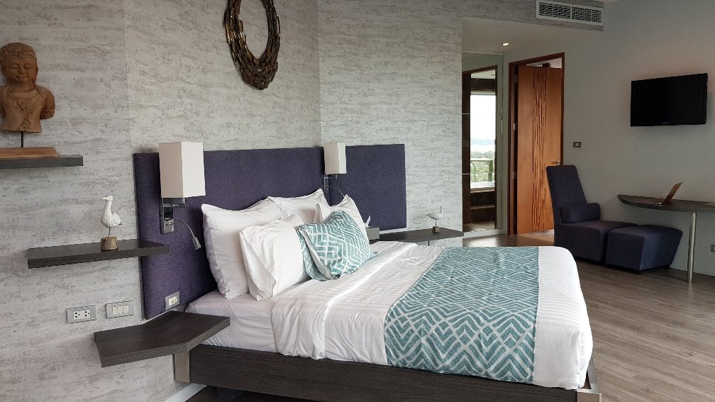 Property image - full photo 5