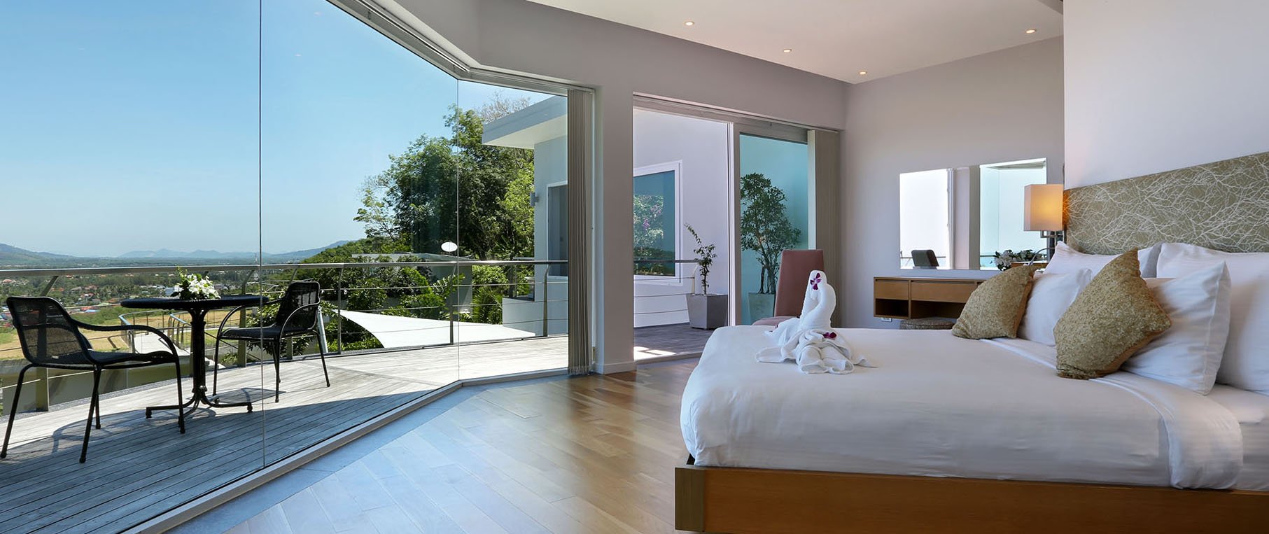 Property image - full photo 22
