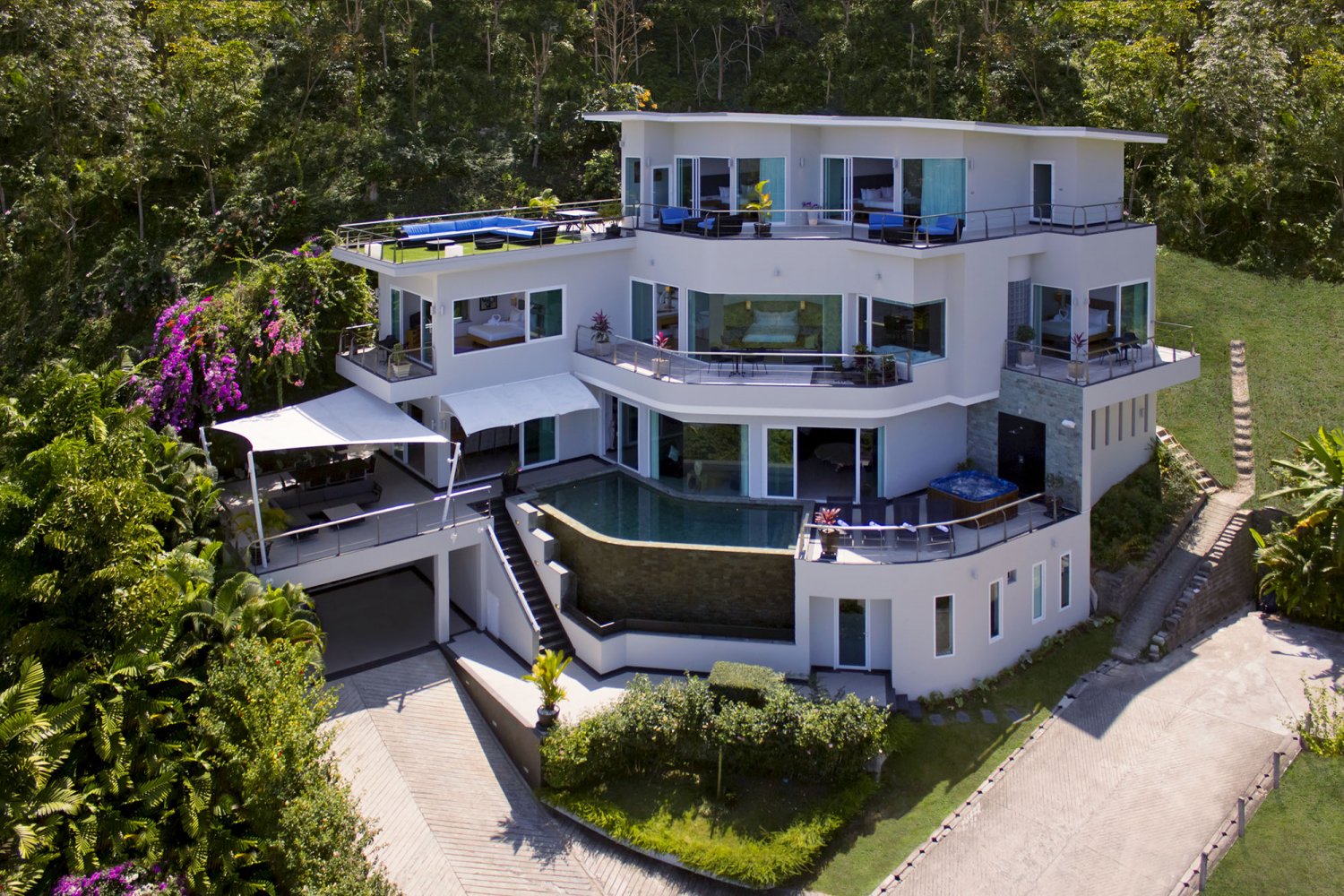 Property image - full photo 18