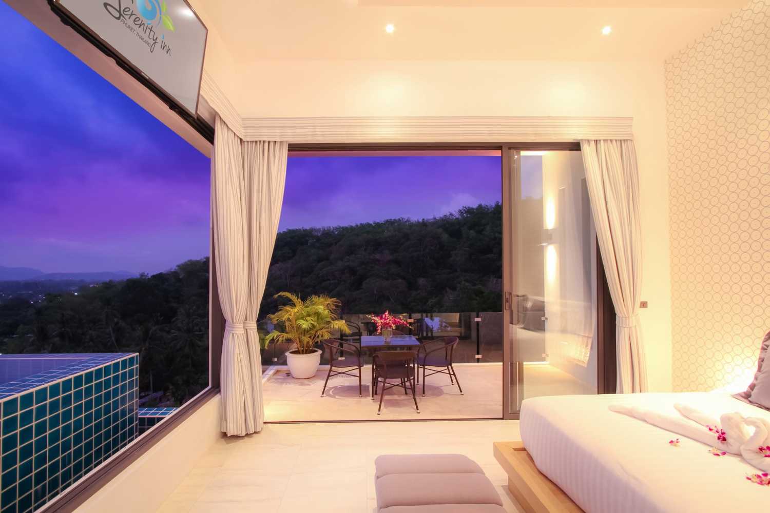 Property image - full photo 4