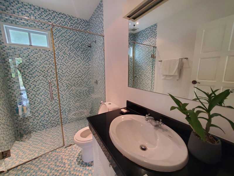 Property image - full photo 28