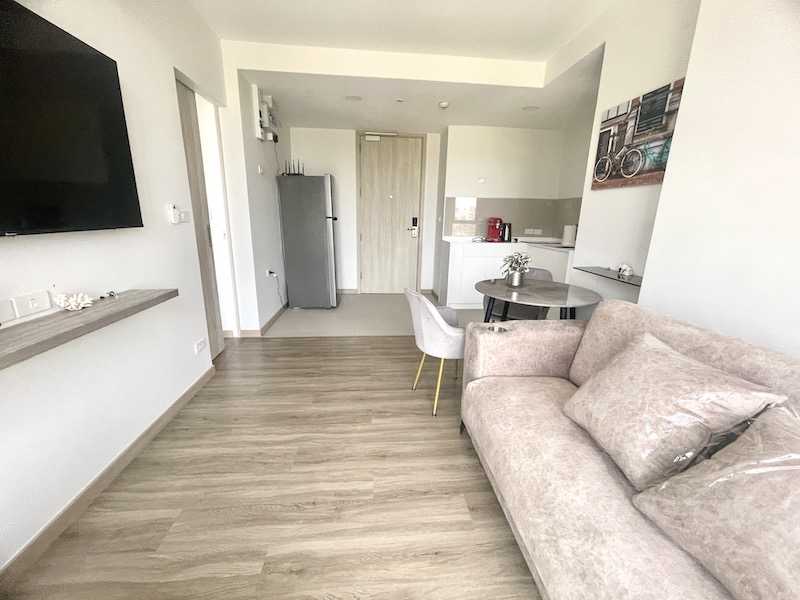 Property image - full photo 6