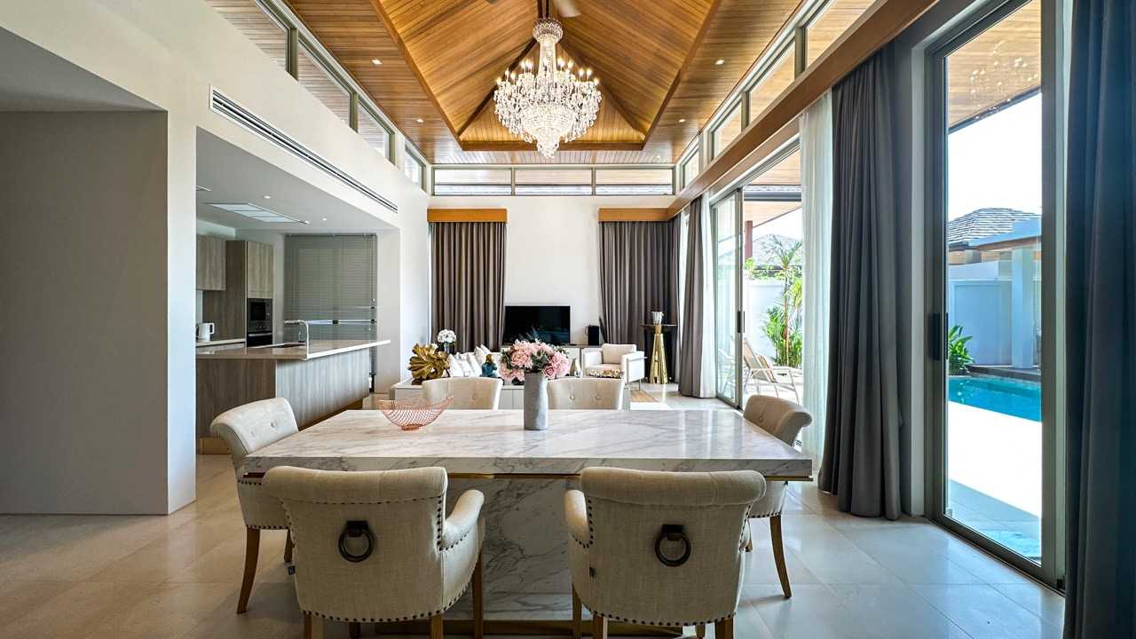Property image - full photo 5