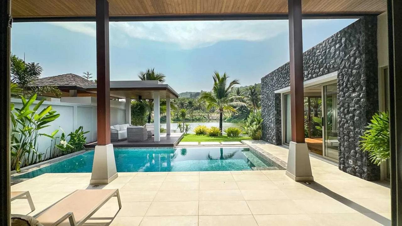 Property image - full photo 3
