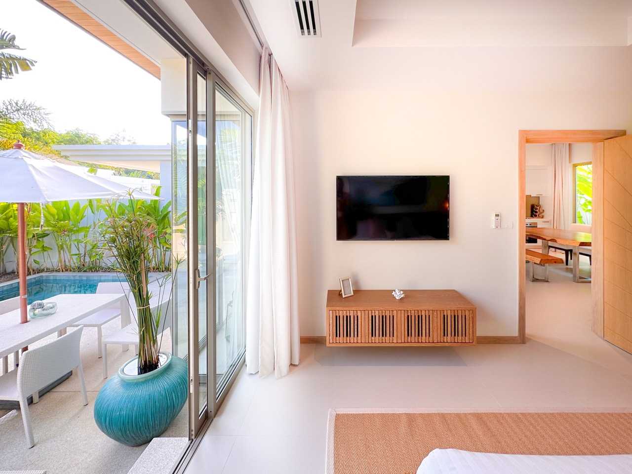 Property image - full photo 6