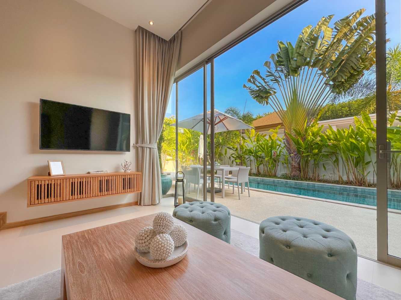 Property image - full photo 1