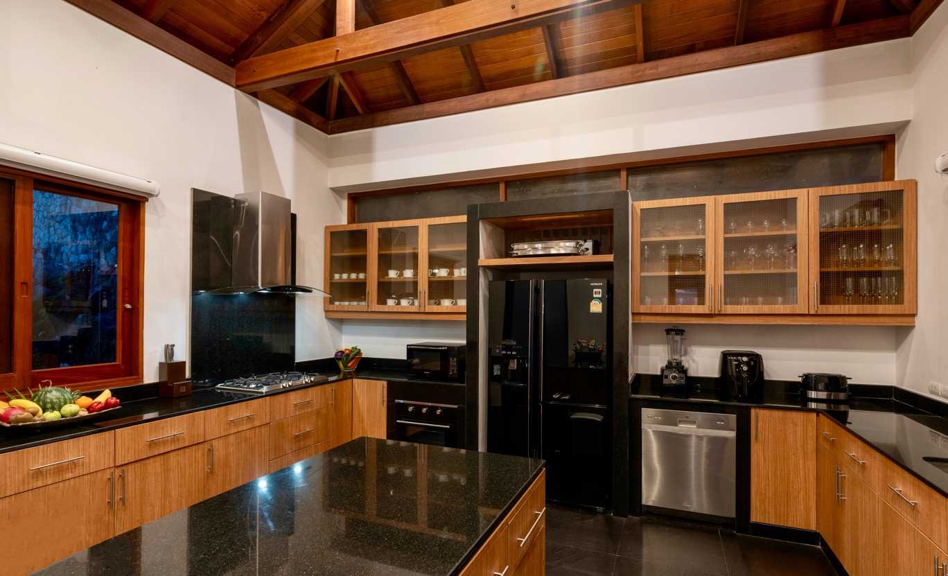 Property image - full photo 11