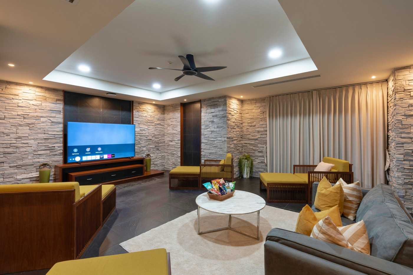 Property image - full photo 15