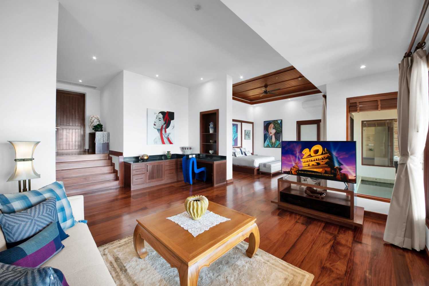 Property image - full photo 36