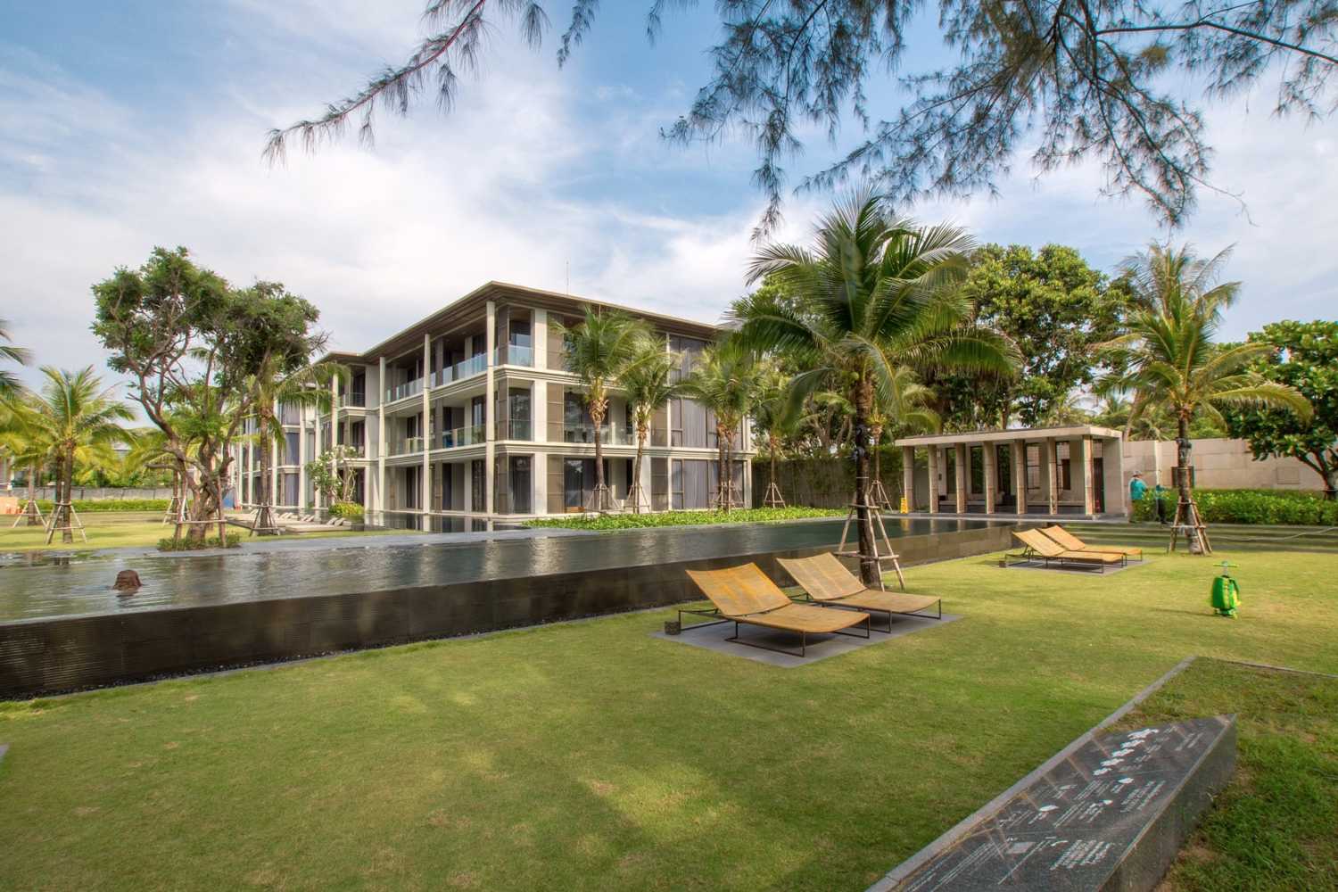 Property image - full photo 2