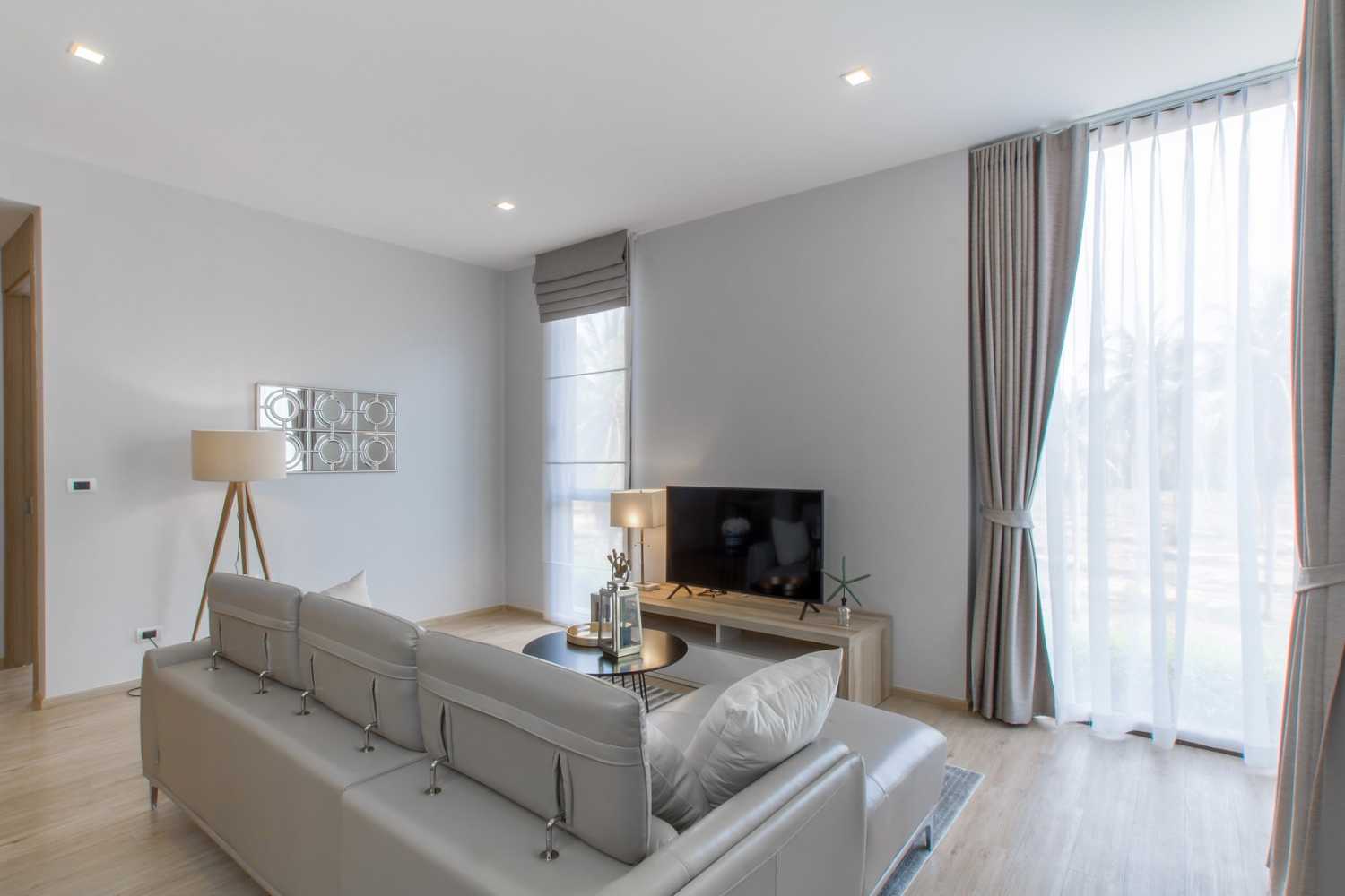 Property image - full photo 65