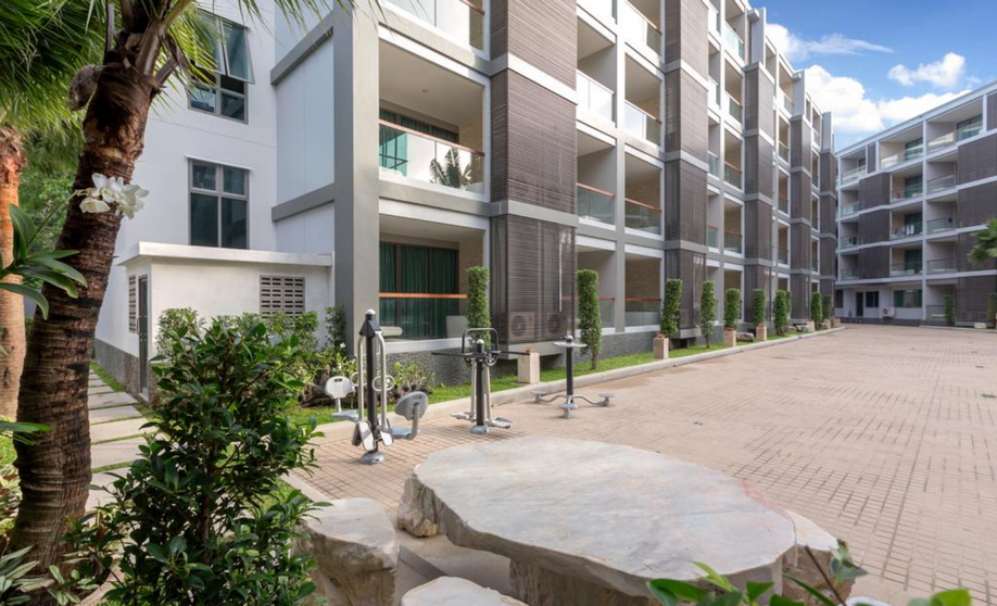 Property image - full photo 10