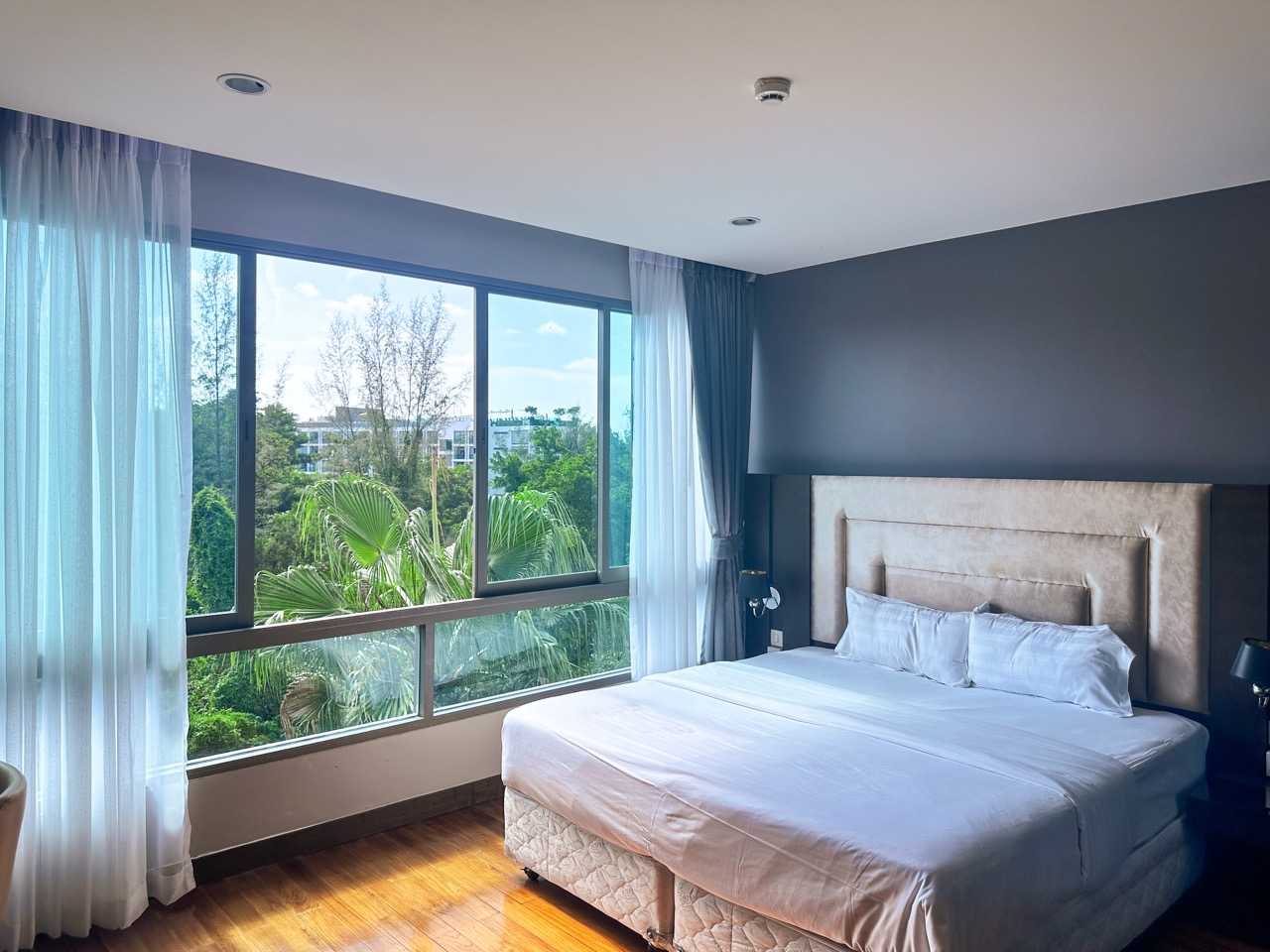 Property image - full photo 12
