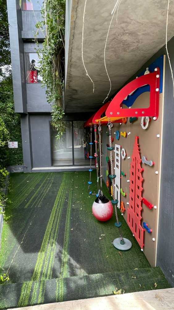 Property image - full photo 16