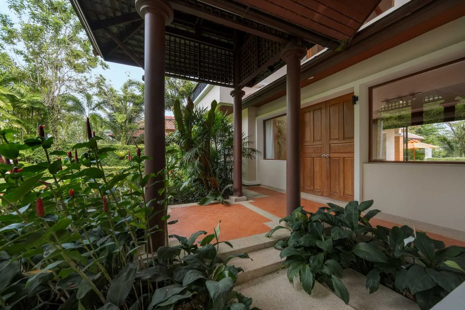 Property image - full photo 8