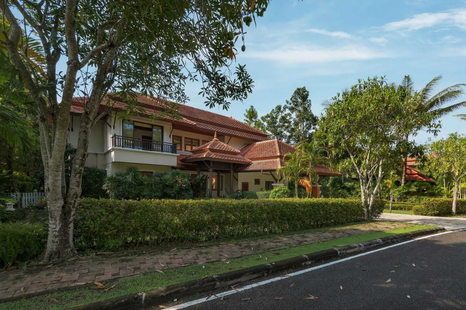 Property image - full photo 6
