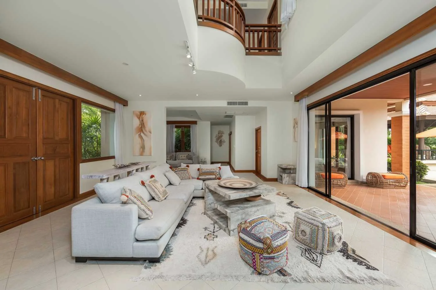Property image - full photo 10