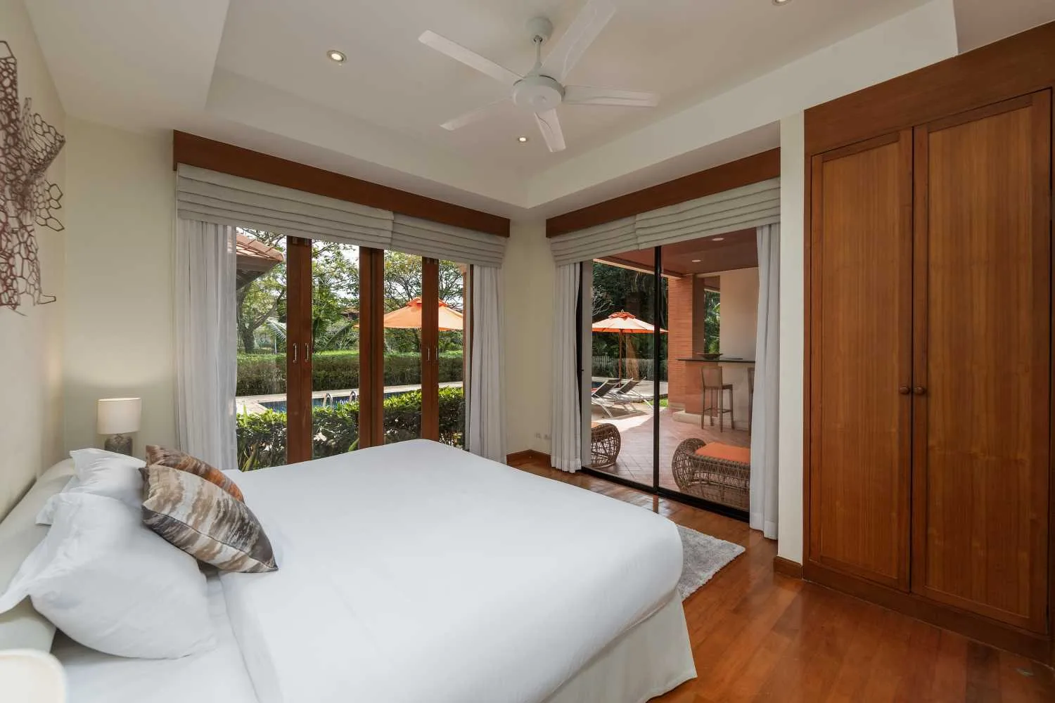 Property image - full photo 15