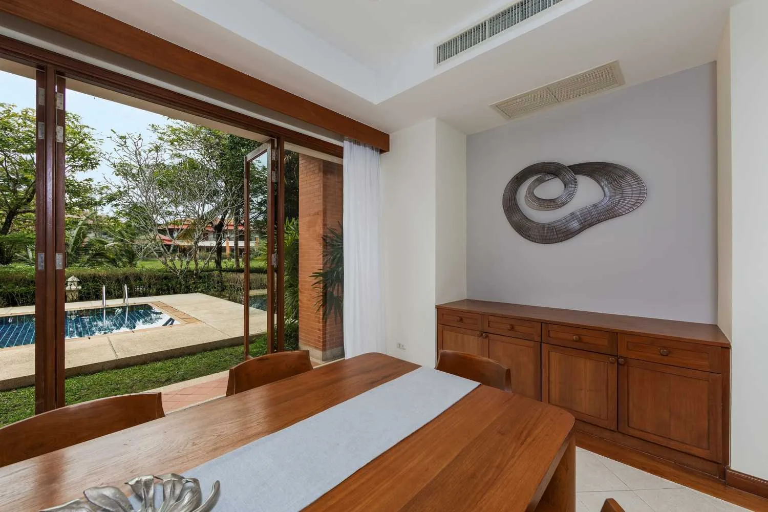 Property image - full photo 20