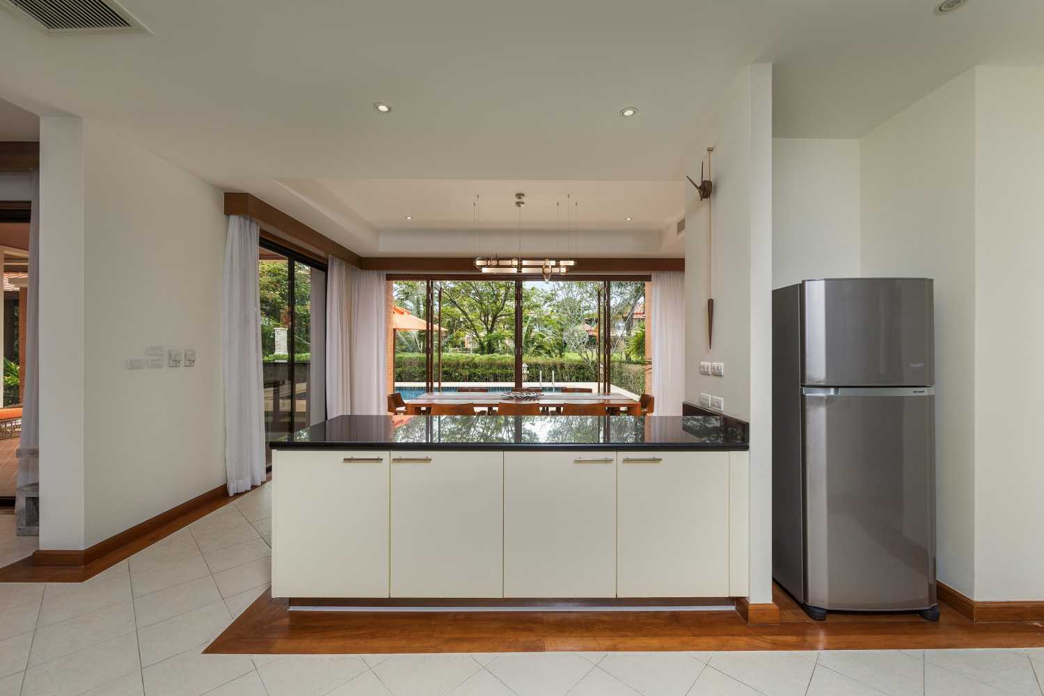 Property image - full photo 22