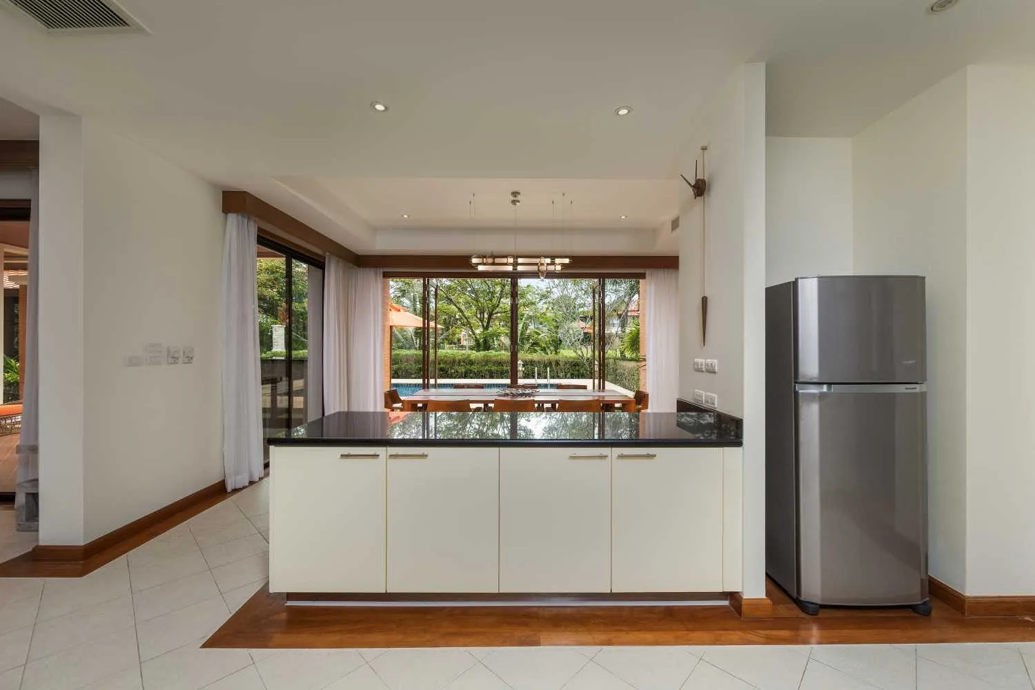 Property image - full photo 22