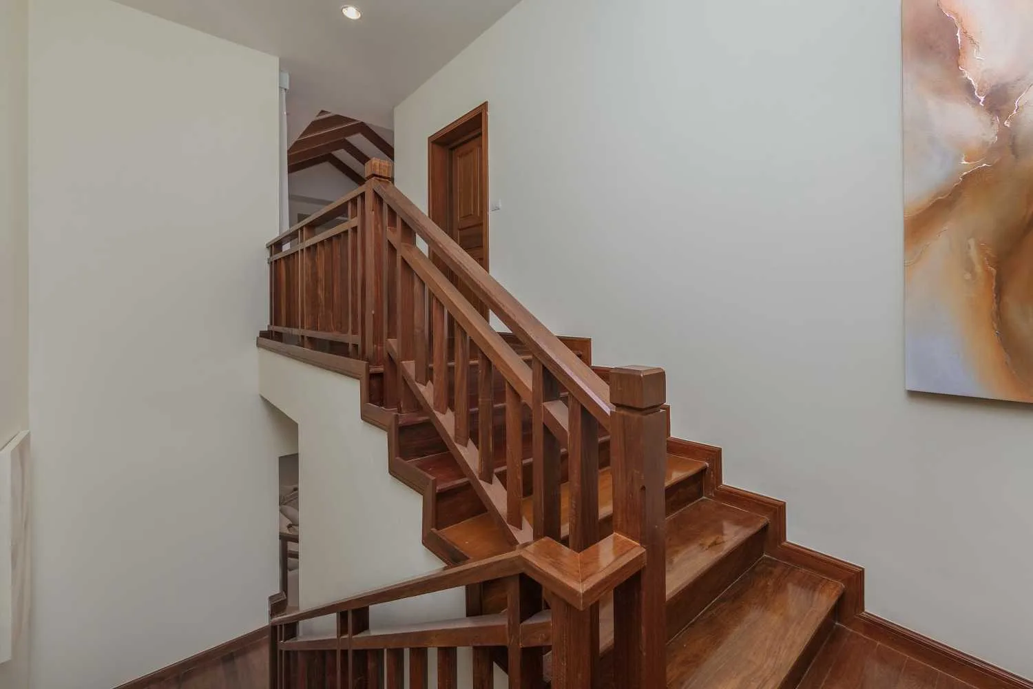Property image - full photo 25