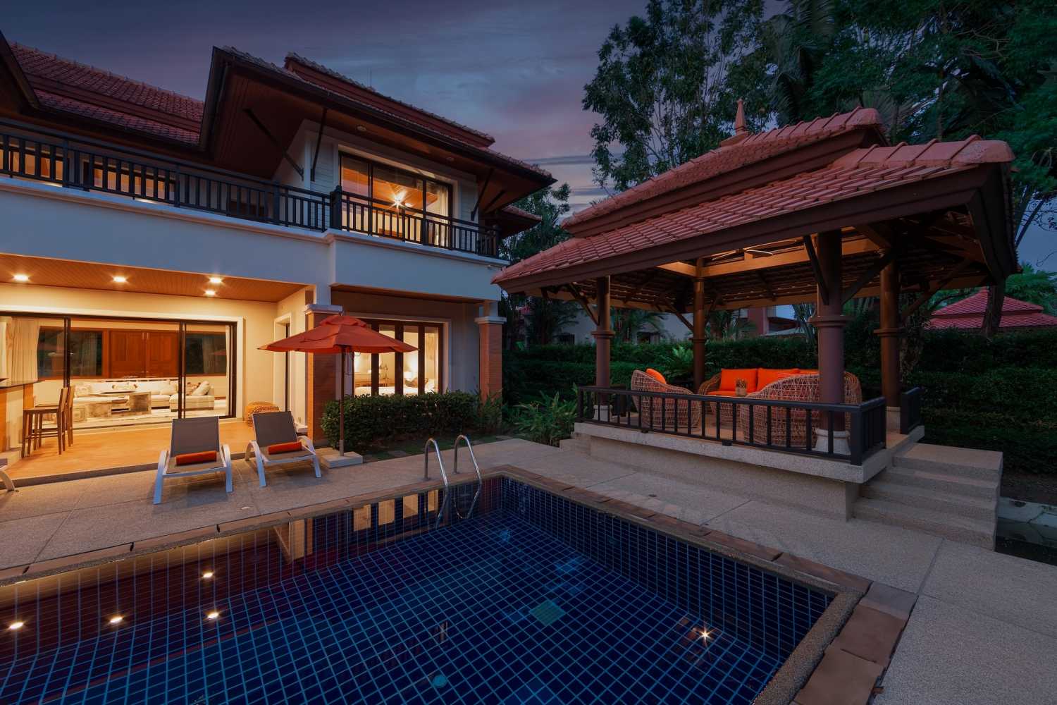 Property image - full photo 2