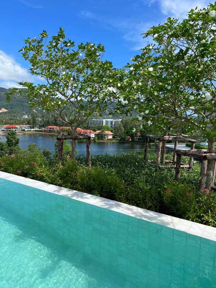 Property image - full photo 3