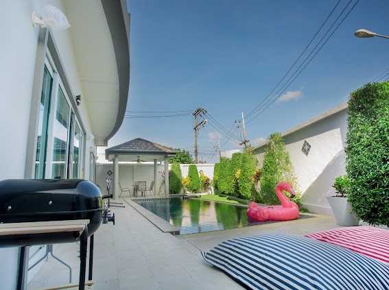 Property image - full photo 29