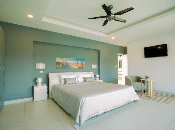 Property image - full photo 15