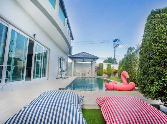 Property image - full photo 1