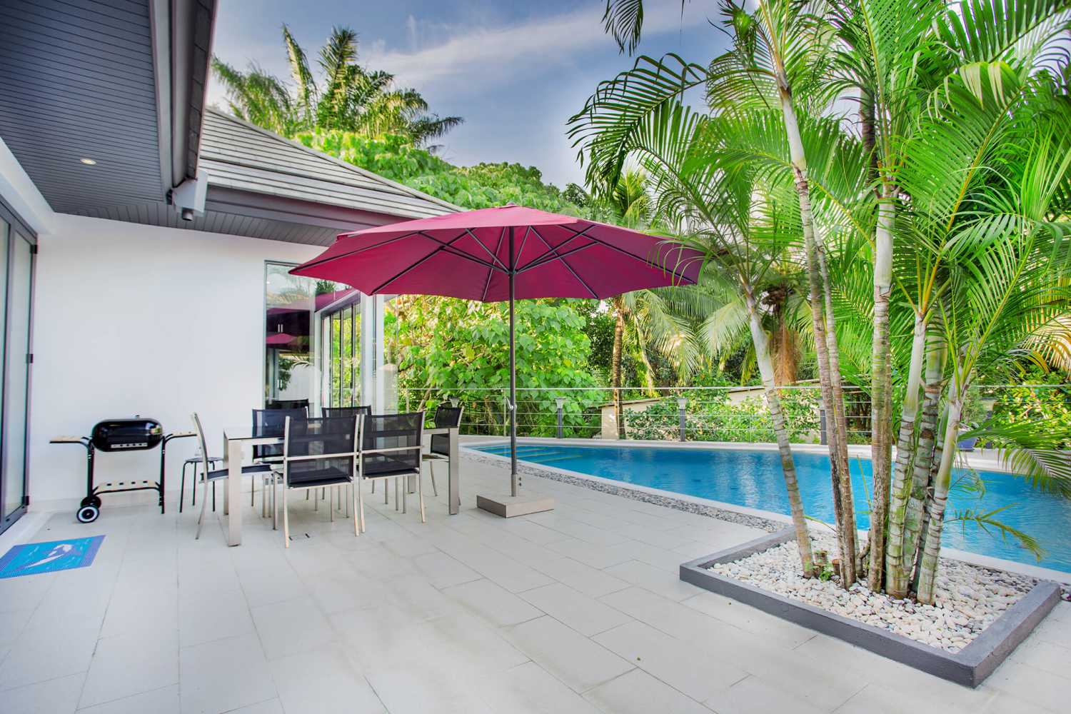 Property image - full photo 9