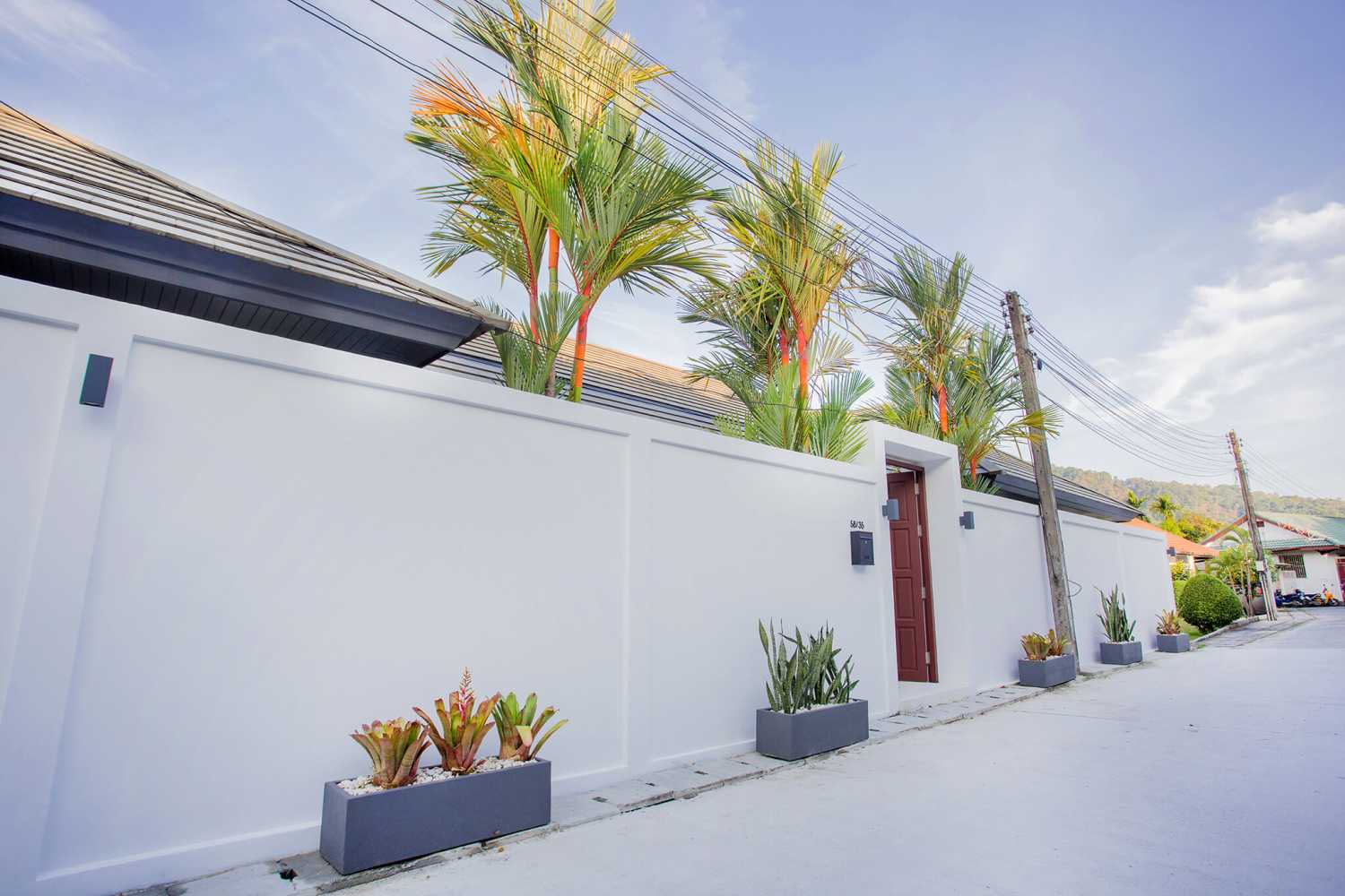 Property image - full photo 4