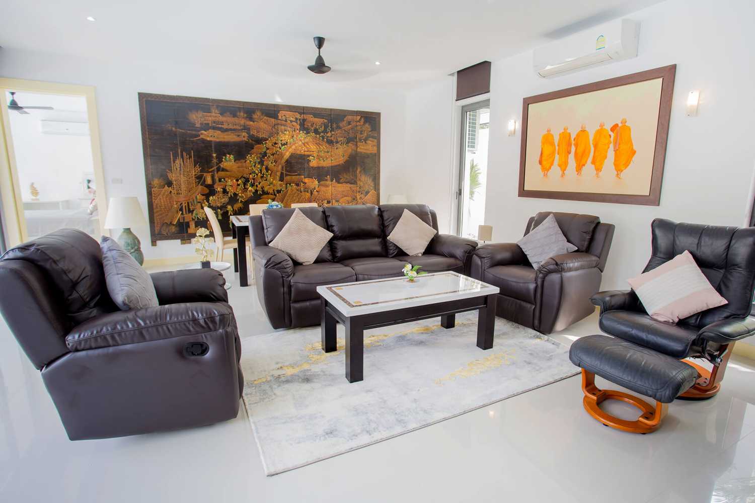 Property image - full photo 15